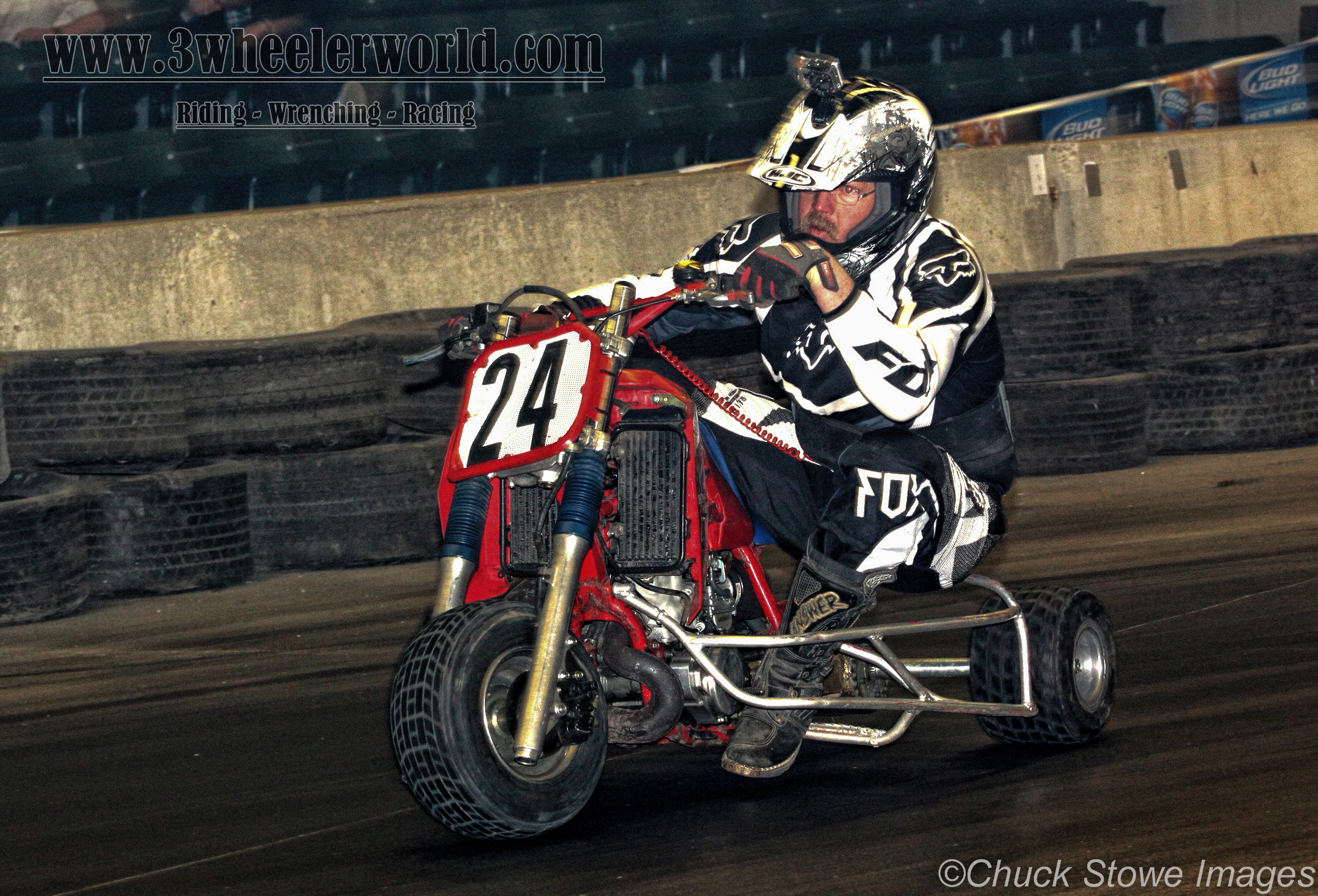 3WHeeLeR WoRLD Battle At the Barn Des Moines Iowa. Flat track